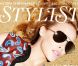Kylie Minogue en robe Stella McCartney et lunettes Linda Farrow pour le magazine Stylist .
