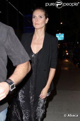 Heidi Klum va dîner en solo le soir de la Saint-Valentin, le 14 février, à Los Angeles