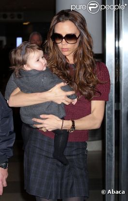 Victoria Beckham et son adorable fille Harper, coupable de son manque de sommeil. New York, le 7 février 2012.