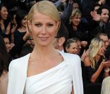 Gwyneth Paltrow, meilleur look de la soirée dans une tenue Tom Ford. Oscars 2012 