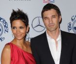 Olivier Martinez et Halle Berry, amoureux, sont bel et bien fiancés ! 