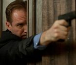 Ralph Fiennes dans <em>Skyfall</em> de Sam Mendes.
