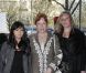 Eva Darlan et ses filles Lou et Eugénie, le 25 avril au théâtre du Chatelet pour le Gala "Musique conte l'oubli" d'Amnesty International