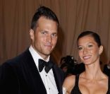 <span class=st>Tom Brady et Gisele Bündchen au Costume Institute Gala</span>, à New York, le 7 mai 2012.