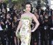 Fan Bingbing rend un vibrant hommage à l'Asie dans sa robe bustier blanche aux imprimés floraux et colorés signée Christopher Bu lors du 65ème Festival de Cannes, le 16 mai 2012.