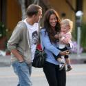 Alanis Morissette, radieuse et aux anges avec son amoureux et son fils