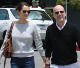 Bruce Willis et sa femme Emma Heming, en amoureux à Santa Monica en juin 2011.