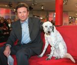Michel Drucker : Quatre ans après la mort d'Olga, il devient maître d'Hilda