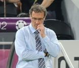 Laurent Blanc le 23 juin 2012 à Donetsk en Ukraine lors du match face à l'Espagne durant l'Euro 2012
