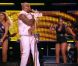 Flo Rida chante  Whistle  en  live  sur le plateau du  Grand Journal  de Canal+, le 28 juin 2012