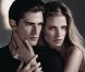 Lara Stone et Sean O'Pry, visages de la collection automne-hiver 2012 de Calvin Klein Bijoux et Montres. Photo par Patrick Demarchelier.