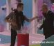 Kevin répond au téléphone rouge dans Secret Story 6, vendredi 20 juillet 2012 sur TF1