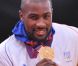 Teddy Riner savoure avec sa famille, ses fans et ses amis son titre olympique obtenu lors des Jeux olympiques de Londres le 3 août 2012