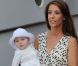 La princesse Marie de Danemark avec son bébé la princesse Athena, 6 mois, à bord du Dannebrog amarré à Londres durant les JO, le 11 août 2012.