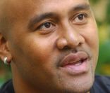 Jonah Lomu à l'ambassade de Nouvelle-Zélande à Paris le 25 avril 2007