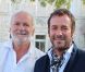Jérôme Bonaldi et Bernard Montiel lors du mariage de Charlotte de Turckheim et Zaman Hachemi à la mairie d'Eygalières en Provence le 31 août 2012