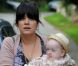 Lily Allen assiste au mariage de son amie, la top model Mary Charteris, à Gloucestershire, en Angleterre, le samedi 1er septembre 2012.