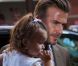 David Beckham et sa fille Harper viennent soutenir Victoria Beckham à la New York Public Library pour son défilé printemps-été 2013. New York, le 9 septembre 2012.