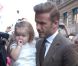  David Beckham avec sa fille Harper dans les bras, arrivent au restaurant Balthazar pour un déjeuner en famille, quelques heures avant le défilé de Victoria Beckham. New York, le 9 septembre 2012. 