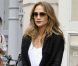 Jennifer Lopez en pleine séance shopping à New York. Le 11 septembre 2012.