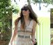 Encore une fois sans Justin Timberlake, son futur mari, Jessica Biel déjeune avec une amie. Los Angeles, le 15 septembre 2012.