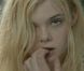Elle Fanning, star du clip Le Premier Parfum pour Lolita Lempicka réalisé par Yoann Lemoine.