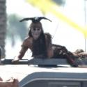 Johnny Depp dans Lone Ranger : Cascades torse nu et très maquillé