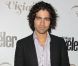 L'acteur Adrian Grenier assiste à la soirée The Visionaries du magazine Condé Nast Traveler au Alice Tully Hall. Il remettra à Gary White, co-fondateur de Water.org, une récompense. New York, le 18 septembre 2012.