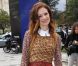 Stéphanie LaCava, souriante à son arrivée au Grand Palais pour assister au défilé Carven printemps-été 2013. Paris, le 27 septembre 2012.