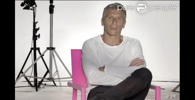 Nagui, pour la campagne de dépistage du cancer du sein Octobre rose, lancée le 29 septembre 2012.