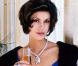 Teri Hatcher dans  Demain ne meurt jamais  (1997) de Roger Spottiswoode.