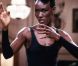 Grace Jones dans  Dangereusement vôtre  (1985) de John Glen.