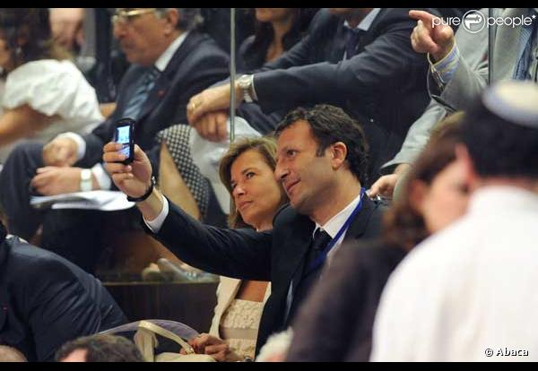 Arthur accompagne Nicolas Sarkozy en Israël