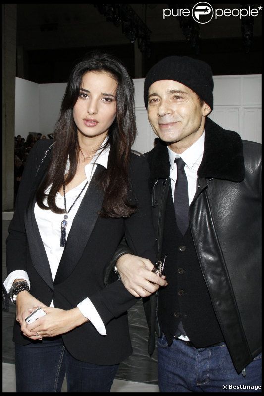Jean-Luc Delarue et Anissa Khelifi, à Paris, en janvier 2012.