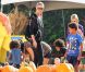 C'est bientôt Halloween : Heidi Klum, à la célèbre ferme aux citrouilles de 'Mr. Bones Pumpkin Patch', s'amuse avec ses enfants Leni, Henry, Johan, Lou et son compagnon Martin Kristen, à West Hollywood le 6 Octobre 2012.