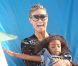Heidi Klum, à la célèbre ferme aux citrouilles de 'Mr. Bones Pumpkin Patch', s'amuse avec ses enfants Leni, Henry, Johan, Lou et son compagnon Martin Kristen, à West Hollywood le 6 Octobre 2012.