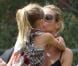 Heidi Klum assiste avec ses trois enfants Leni, Johan et Lou et son compagnon Martin Kristen au match de football de Henry, à Los Angeles, le 6 octobre 2012