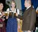 La princesse Charlene de Monaco a levé sa chope avec le prince Albert, parrain de l'événement, lors de l'inauguration de la 7e Oktoberfest de Monaco, le 14 octobre 2012 au Café de Paris.