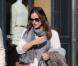 Jennifer Garner fait du shopping chez Isabel Marant avant de poser devant un fleuriste à Paris, le 16 octobre 2012