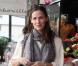 Jennifer Garner fait du shopping chez Isabel Marant avant de poser devant un fleuriste à Paris, le 16 octobre 2012