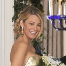 Blake Lively tout simplement magnifique sur le tournage de la dernière saison de Gossip Girl à New York, le 16 octobre 2012