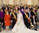 Le prince Guillaume et son épouse Stéphanie de Lannoy entourés des altesses royales d'Europe et d'ailleus présentes à leur mariage, portrait officiel pris au palais grand-ducal après la cérémonie religieuse, à Luxembourg, le 20 octobre 2012.