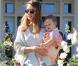 Jessica Alba dans les rues de Los Angeles profite de ses adorables fillettes le 25 octobre 2012