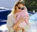 Jessica Alba en plein élan de tendresse avec sa fille Haven le 25 octobre 2012