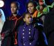 Sasha et Malia Obama accompagnées de leur maman Michelle en décembre 2012