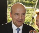 Intronisation de Claudia Cardinale avec Philippine de Rotschild et Alain Juppé