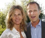 Intronisation de Claudia Cardinale en présence de Virginie et Charles Berling