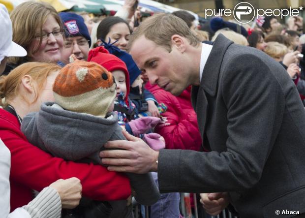 CASA REAL BRITÁNICA - Página 47 990750-the-duke-of-cambridge-greets-well-620x0-1