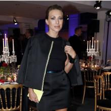 <p>Laura Smet, superbe, lors du dîner de charité organisé au profit des enfants du Rwanda par Babeth Djian à l'espace Cardin à Paris, le 6 décembre 2012</p>