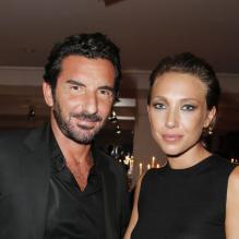 <p>Laura Smet et son compagnon Jean-Claude Sindres lors du dîner de charité organisé au profit des enfants du Rwanda par Babeth Djian à l'espace Cardin à Paris, le 6 décembre 2012</p>